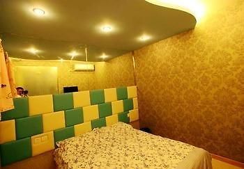 Shanghai Xinyuan Theme Hotel Exterior photo