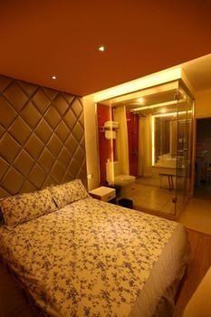 Shanghai Xinyuan Theme Hotel Exterior photo